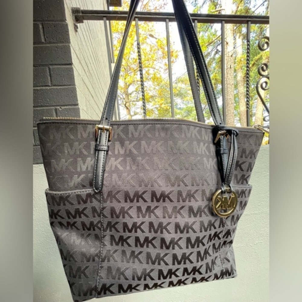 MICHAEL KORS BAG,Michael Kors Black Monogram Handbag